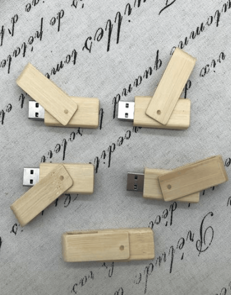 Bamboo USB - Welcome Assist